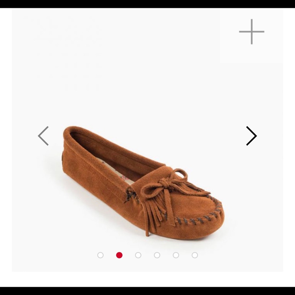 Minnetonka Kilty soft side suede moccasin 8.5
